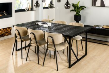Eettafel Yannis Sfeerfoto met stoelen leasen